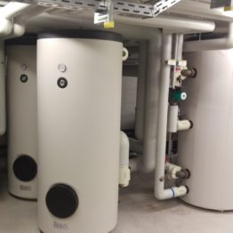 Pufferspeicher Heizung und Kühlung