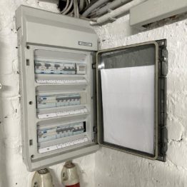 Groß-Gaskesselanlage mit Pumpenbaugruppeuß