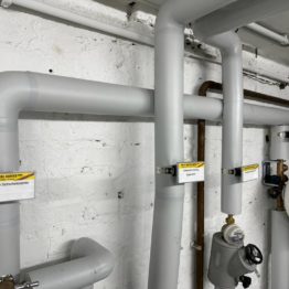 Groß-Gaskesselanlage mit Pumpenbaugruppeuß